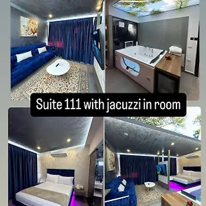 Holiday Apartments Apartment